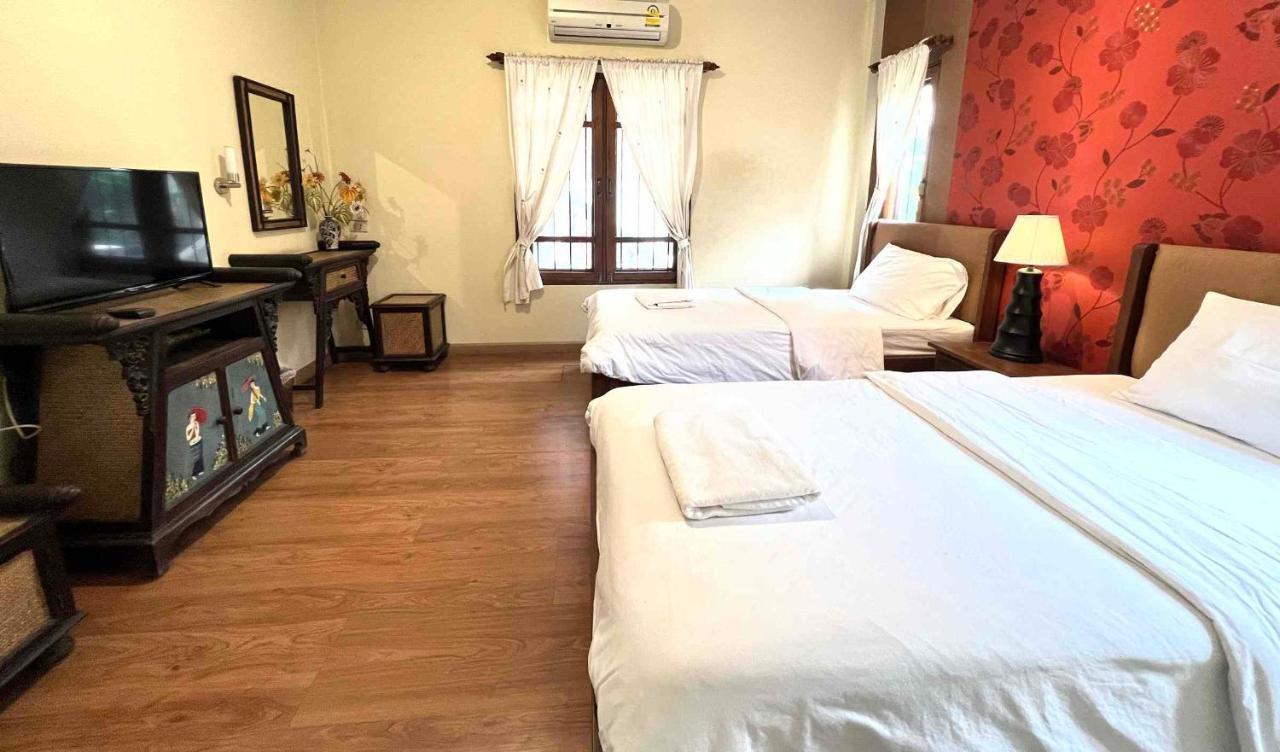 Plumeriahome Near Walking Street Chiang Mai Exterior foto